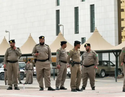 السلطات السعودية تحبط هجوما انتحاريا استهدف الحرم المكي