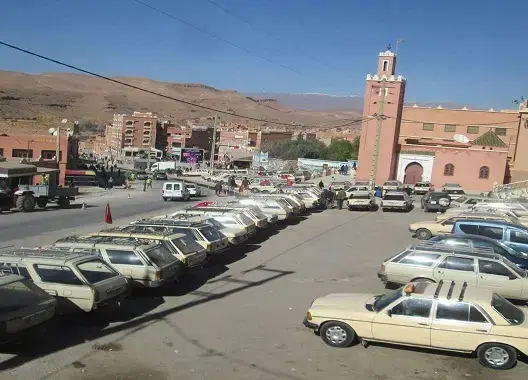 الرفع من تسعيرة النقل يثير غضب جمعيات نواحي تنغير