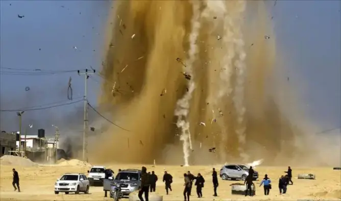 سلاح الجو الصهيوني يشن ثلاث غارات على قطاع غزة