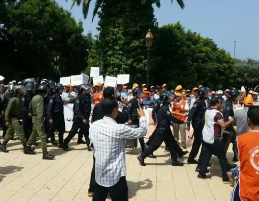 احتجاجات ضد حصاد بسبب “الحركة الانتقالية” والوزارة تستدعي النقابات (فيديو)