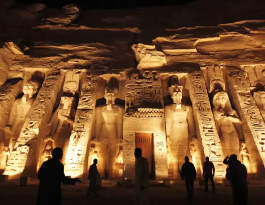 مصر تضبط أكثر من 5 آلاف قطعة أثرية مهربة