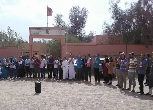 نقابات بتنغير تحتج ضد نتائج الحركة الانتقالية وتصف حصاد بـ”الكذاب”