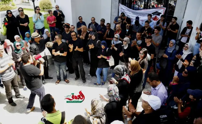 ممرضو وتقنيو الصحة “يشلون” المستشفيات.. والأمن يفض احتجاجاتهم بالرباط