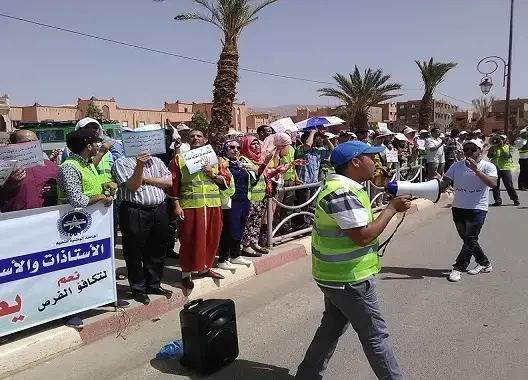 مسيرة للمتضررين من الحركة بتنغير تطالب حصاد بالإنصاف لا الإقصاء (صور)