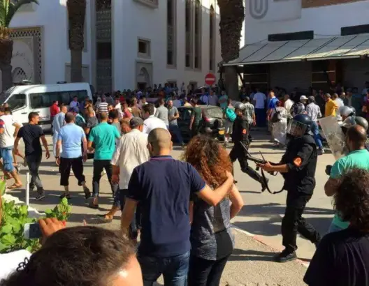 ناشط بالحسيمة يصارع الموت.. والسلطة المحلية تكشف روايتها للحادث