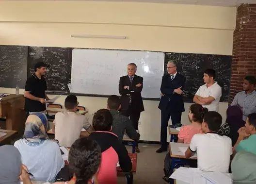 وزراء وشخصيات بارزة في زيارة للمخيم العلمي لمتفوقي درعة تافيلالت بالرباط
