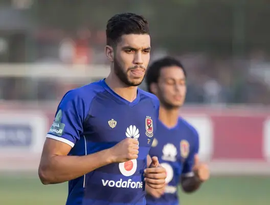 وليد أزارو يبدأ المشاركة في تدريبات الأهلي المصري