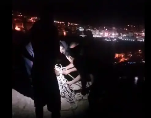 لص يفقد وعيه أثناء تنفيذه عملية سطو لسبب غريب