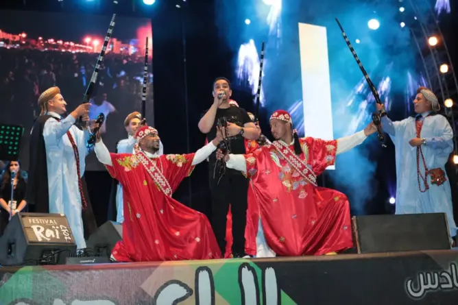 “الشاب قادر” يلهب جمهور مهرجان الراي بوجدة