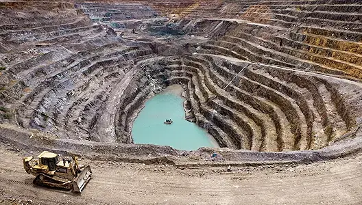 7 أطنان سنويا.. “مناجم” المغربية تعول على ذهب إفريقيا لرفع إيراداتها
