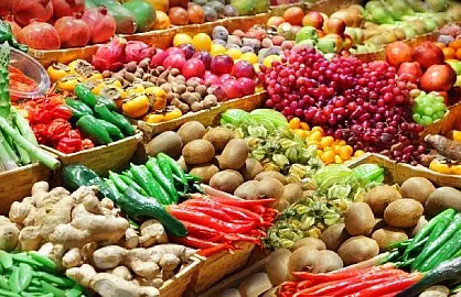 نقص المواد الغذائية الأساسية يضع الجزائر على صفيح اجتماعي ساخن