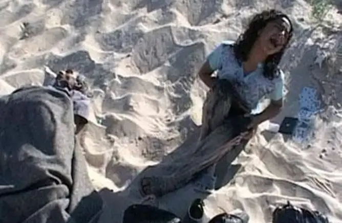 هكذا أصبحت هدى.. بعد 12 عاما على مجزرة شاطئ غزة (فيديو)