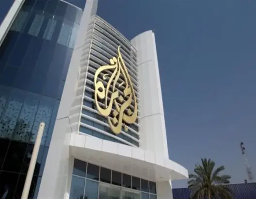 إسرائيل تغلق مكاتب الجزيرة وتسحب اعتماد صحافييها