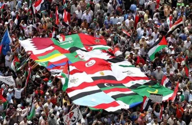 أبرزها تغيير العلم.. الموريتانيون يصوتون بـ”نعم” لتعديل الدستور