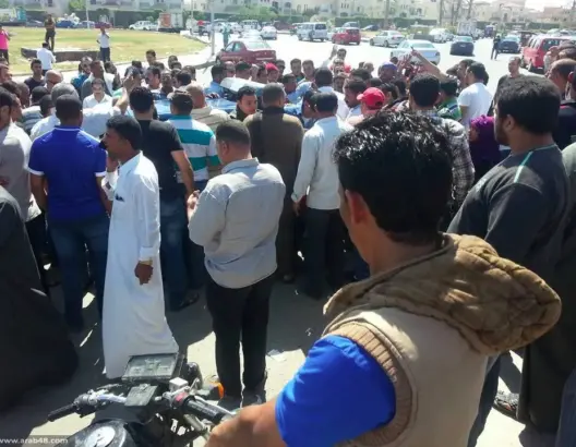 بالفيديو: شرطي يقتل شخصا ويجرح اثنين بسبب كأس شاي