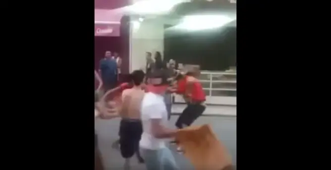 لص يقع في قبضة مواطنين مغاربة شاهد ماذا فعلوا به