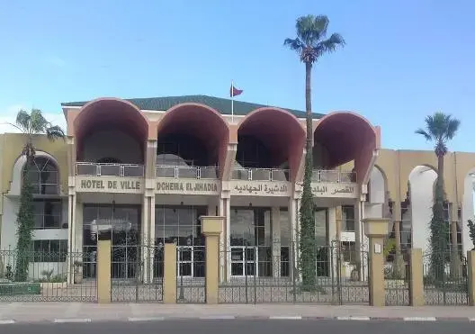 3 شركات تفجر تلاعبات في الصفقات العمومية ببلدية الدشيرة الجهادية