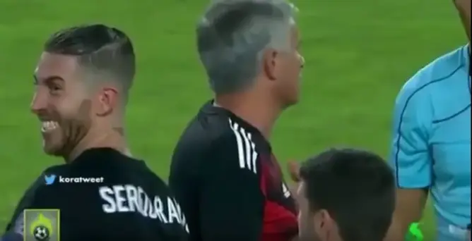 بالفيديو: سيرجيو راموس يضحك على مورينيو بسبب احتجاجه على الحكم