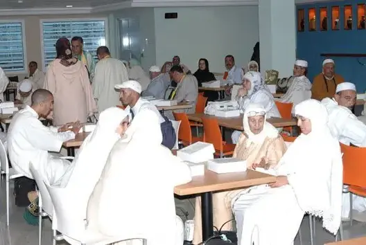 وزارة الأوقاف تدعو الحجاج إلى الاستعداد للإحرام في الطائرات