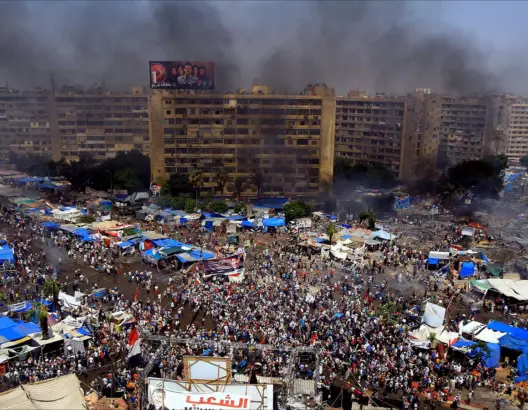 القضاء المصري يصدر أحكام الإعدام بحق 75 مصريا في قضية “رابعة”