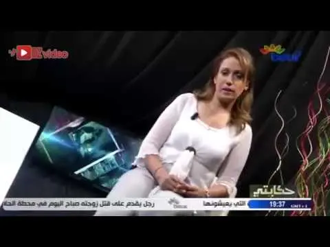 شاهد امرأة متزوجة من رجلين في نفس الوقت و مقبلة على الثالث