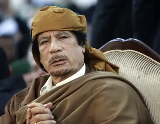 دولة عربية وأخرى أجنبية وراء مقتل القذافي .. تعرف عليهما