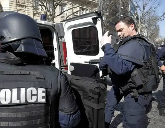 بعد برشلونة.. قتلى وجرحى في عملية دهس بمارسيليا الفرنسية