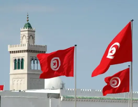بسبب الإرث.. حزب تونسي يتهم السبسي بجر البلاد نحو الصراع