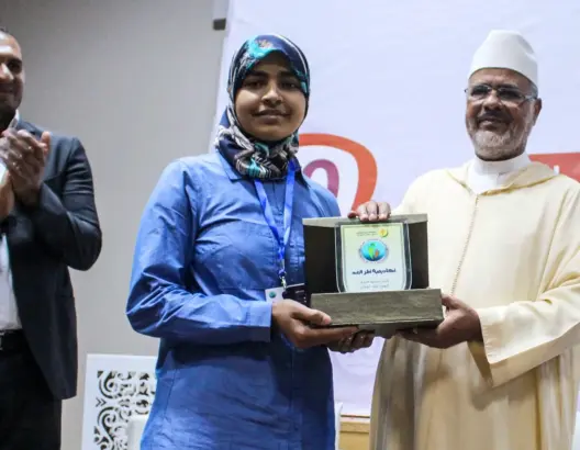 الخلفي: وزارة التعليم مكنت إيمان من منحة بجامعة محمد السادس