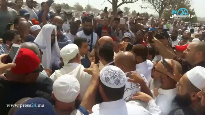 حراس بنكيران يخلقون الفوضى في مقبرة الغفران بالرباط