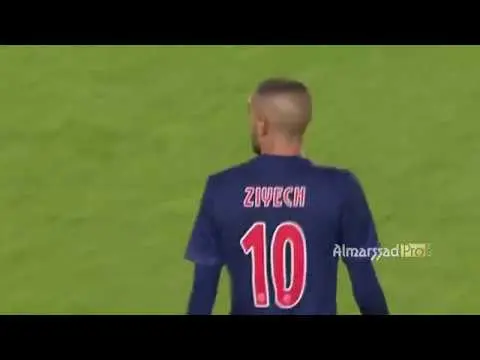 تحركات حكيم زياش أمام روزنبورغ