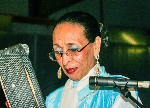 الحاجة الحمداوية.. مسيرة زاخرة لفنانة قاومت الاستعمار بفن “العيطة”