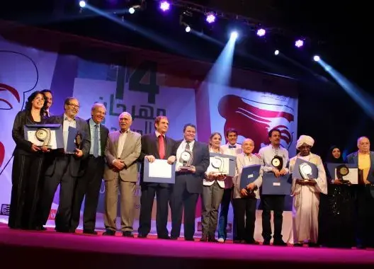 مسرحية مغربية تفوز بجائزتين في مهرجان المسرح الجامعي بتونس