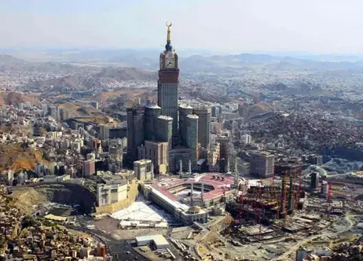 هكذا حوّل آل سعود منزل أم المؤمنين إلى مراحيض وبيت أبو بكر لفندق