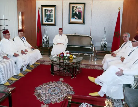 الأعرج يزور الحجاج المغاربة بمقرات سكنهم بمكة.. ويبلغهم هذه الرسالة