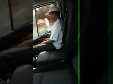 فضيحة.. تحويل سيارة لإحدى الجماعات في النقل السرّي