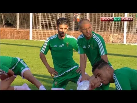 شاهد ماحدث في استعدادات الأسود بحضور بنعطية وزياش