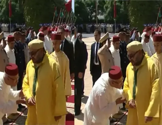 شاهد لقطة محرجة اخرى لوزير الأوقاف أمام الملك محمد السادس
