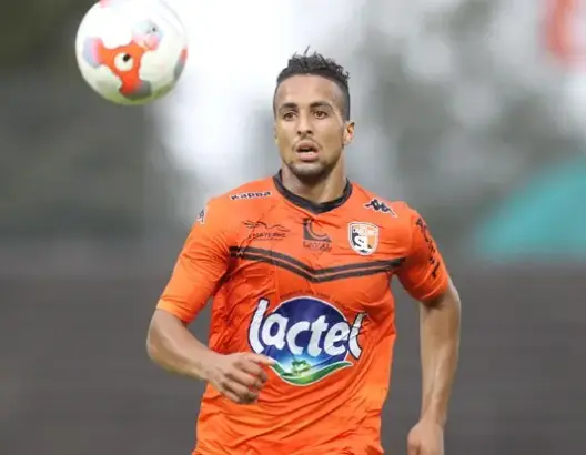 المغربي رشيد عليوي يفتتح رصيده التهديفي مع نيم الفرنسي (فيديو)