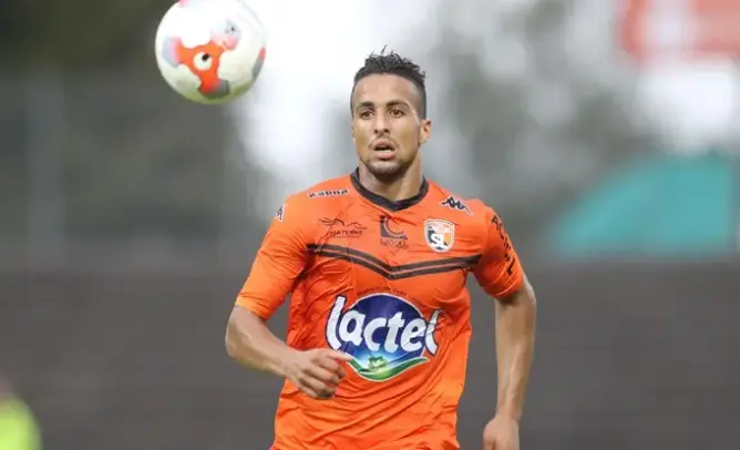 المغربي رشيد عليوي يفتتح رصيده التهديفي مع نيم الفرنسي (فيديو)