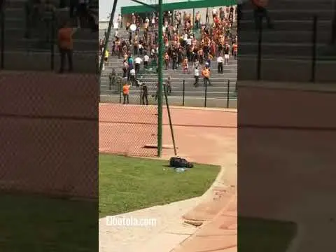 خطير: شاهد لحظة اصطدام الجماهير البركانية مع الأمن قبل قليل (فيديو)