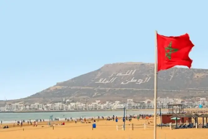 انطلاق مسيرة الصحة والسلم الرابطة بين شاطئي الصويرة وأكادير