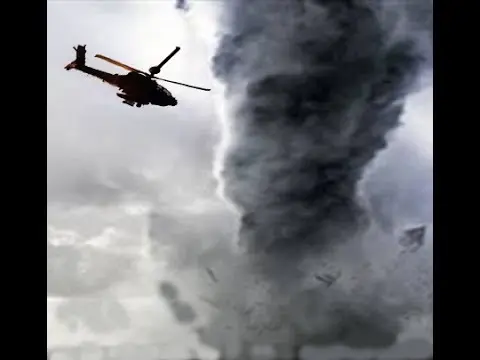 “هليكوبتر” تقترب من إعصار إرما .. شاهد كيف سحبها