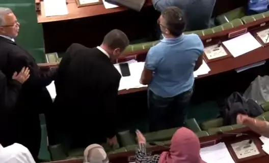 تونس: مشروع قانون المصالحة الإدارية يثير جدلا حادا