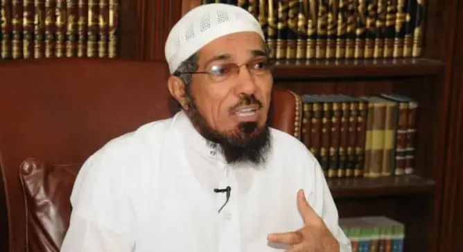 العودة يضرب عن الطعام بعد منع الاتصال عنه داخل السجن