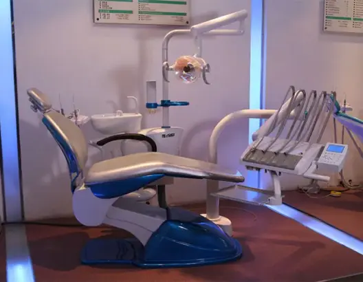 “كُرسي” يحرم نساء ورجال التعليم من خدمات طب الأسنان بالرشيدية