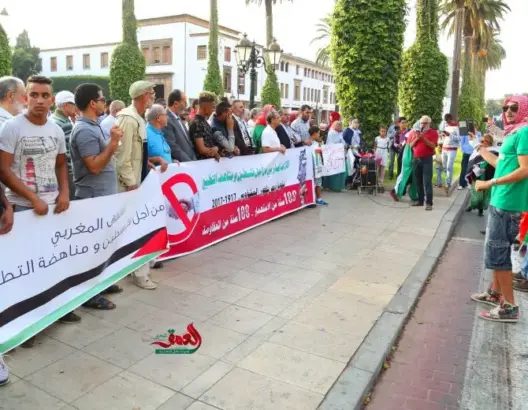 متظاهرون: الدولة مسؤولة عن التطبيع .. وتزايده خيانة للفلسطينيين (صور)