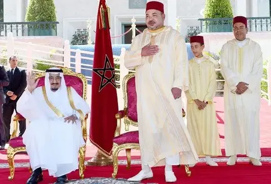 الملك يؤكد للعاهل سلمان حرصه على الارتقاء بالعلاقات لأعلى مستوى
