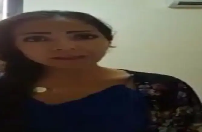 طليقة سفير دولة عربية: طليقي يحتجزني أنا وأبنائي (فيديو)