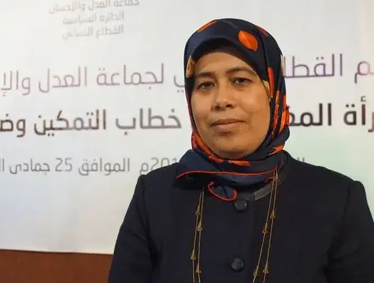 مدير سجن “عكاشة” يجر محامية معتقلي الريف إلى القضاء